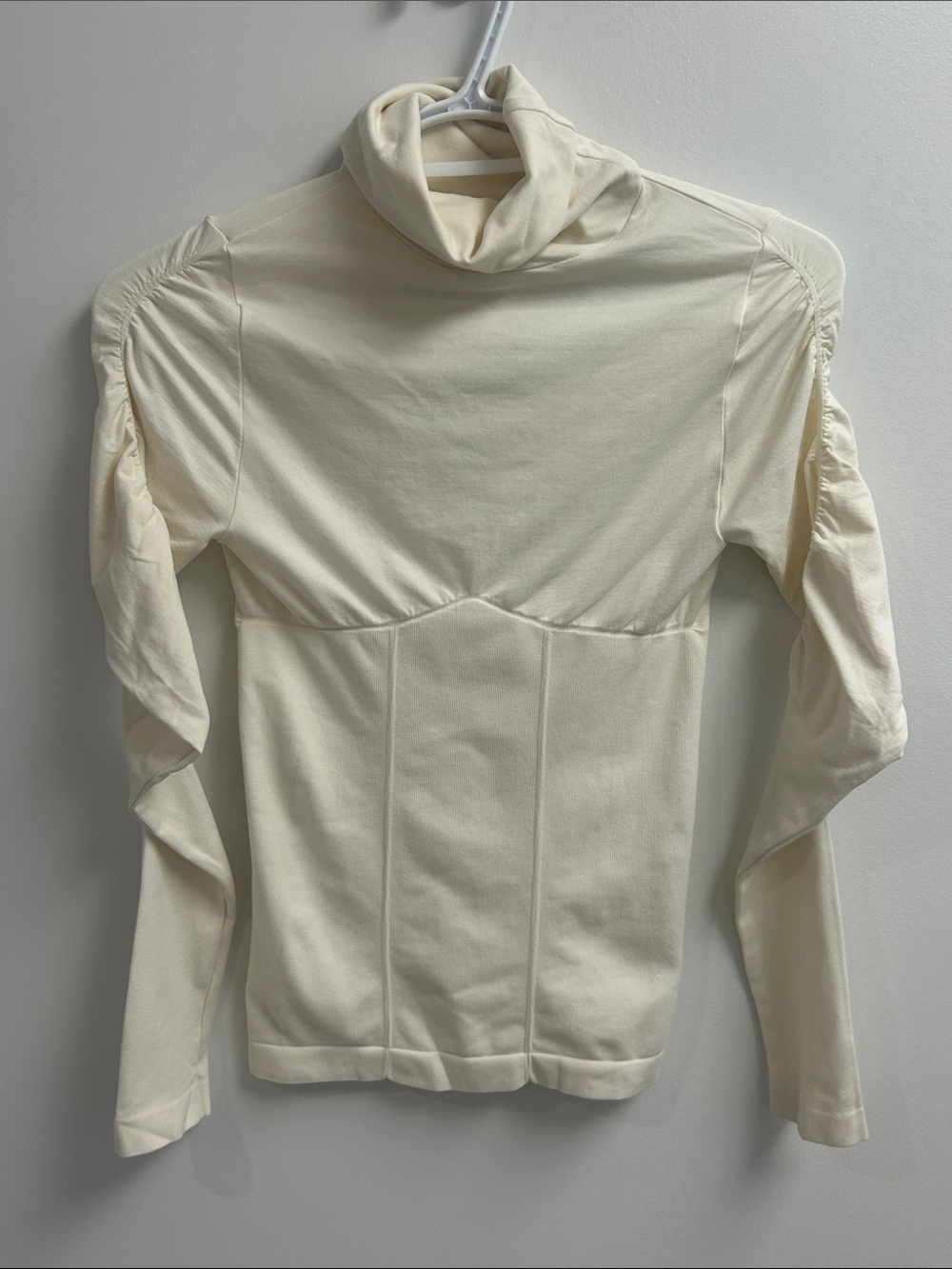 bebe ULTRA FITTED Cream Turtleneck Long-Sleeve Top